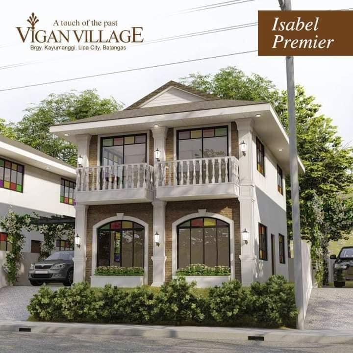 Isabel Premier - Vigan Village