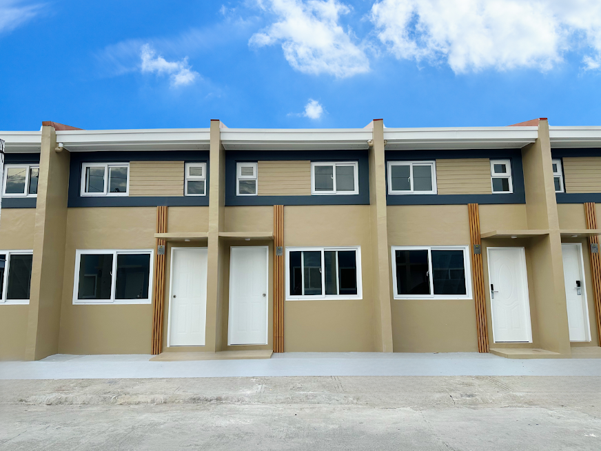 Townhouse Semi Royale - Xevera Mabalacat