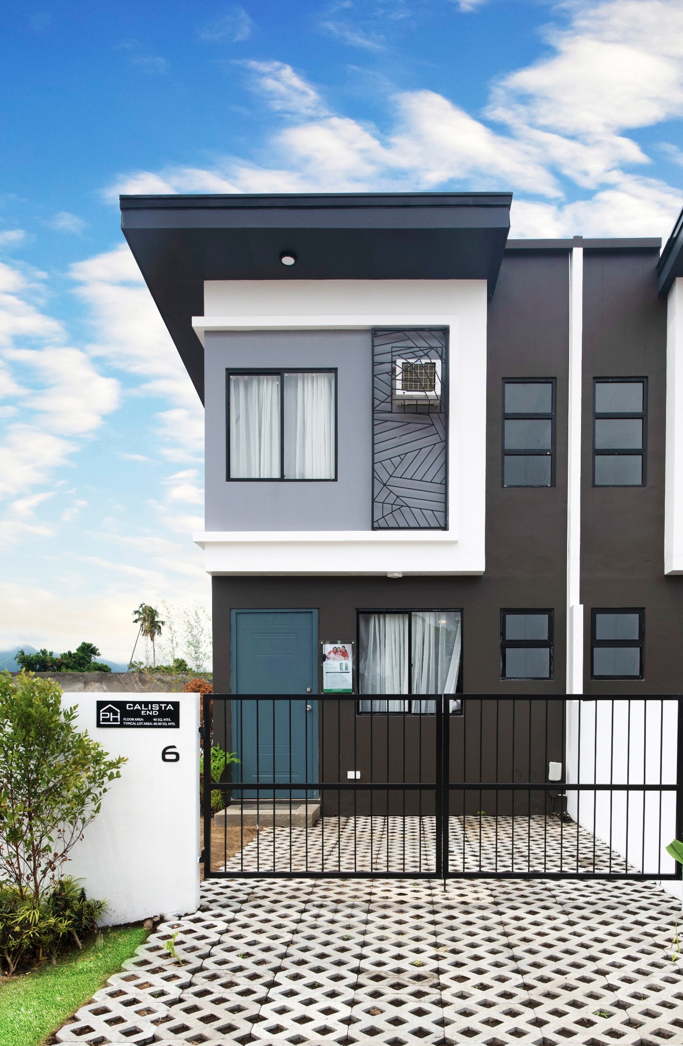 Calista End Corner - Naic