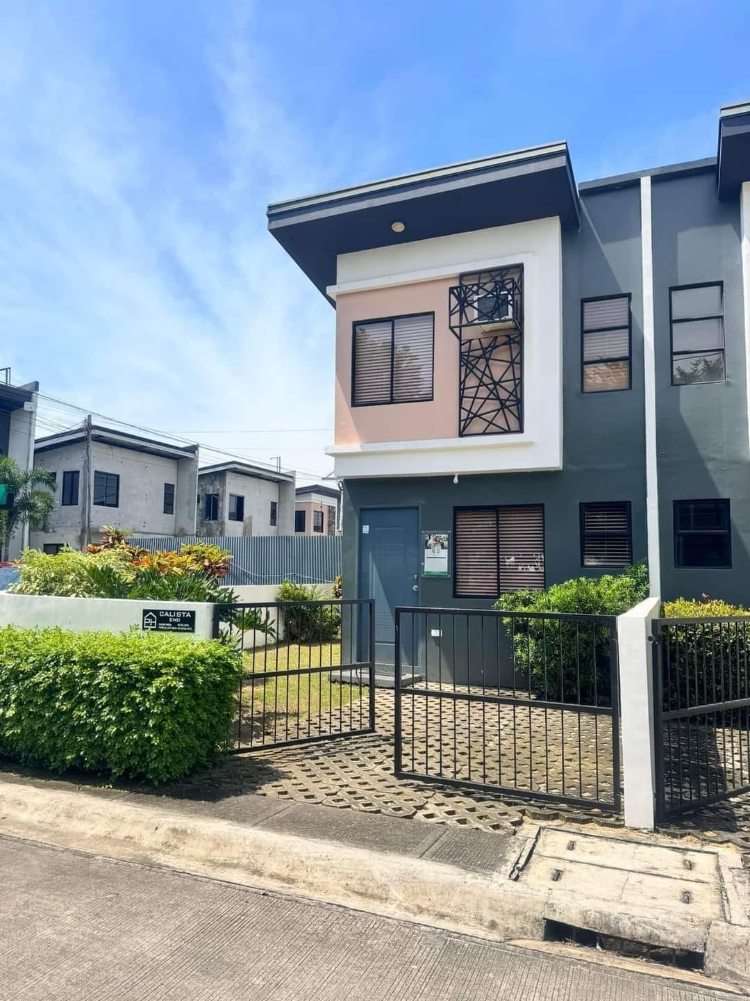 Calista End Corner - Sto. Tomas