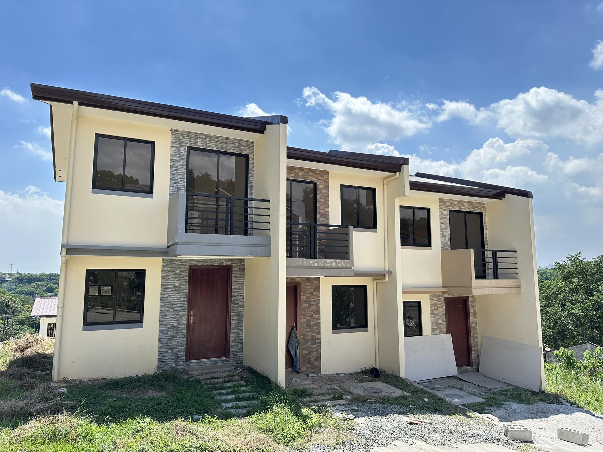 Townhouse - Antipolo Residences 