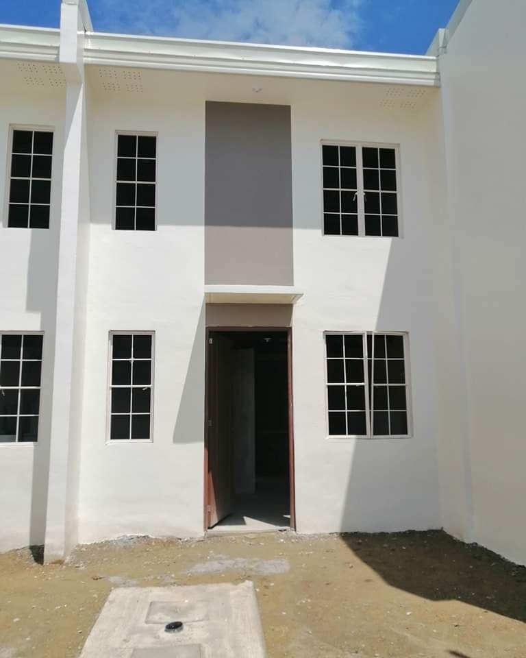 Annika 2 Storey Townhouse Corner - Sunnyvale 2