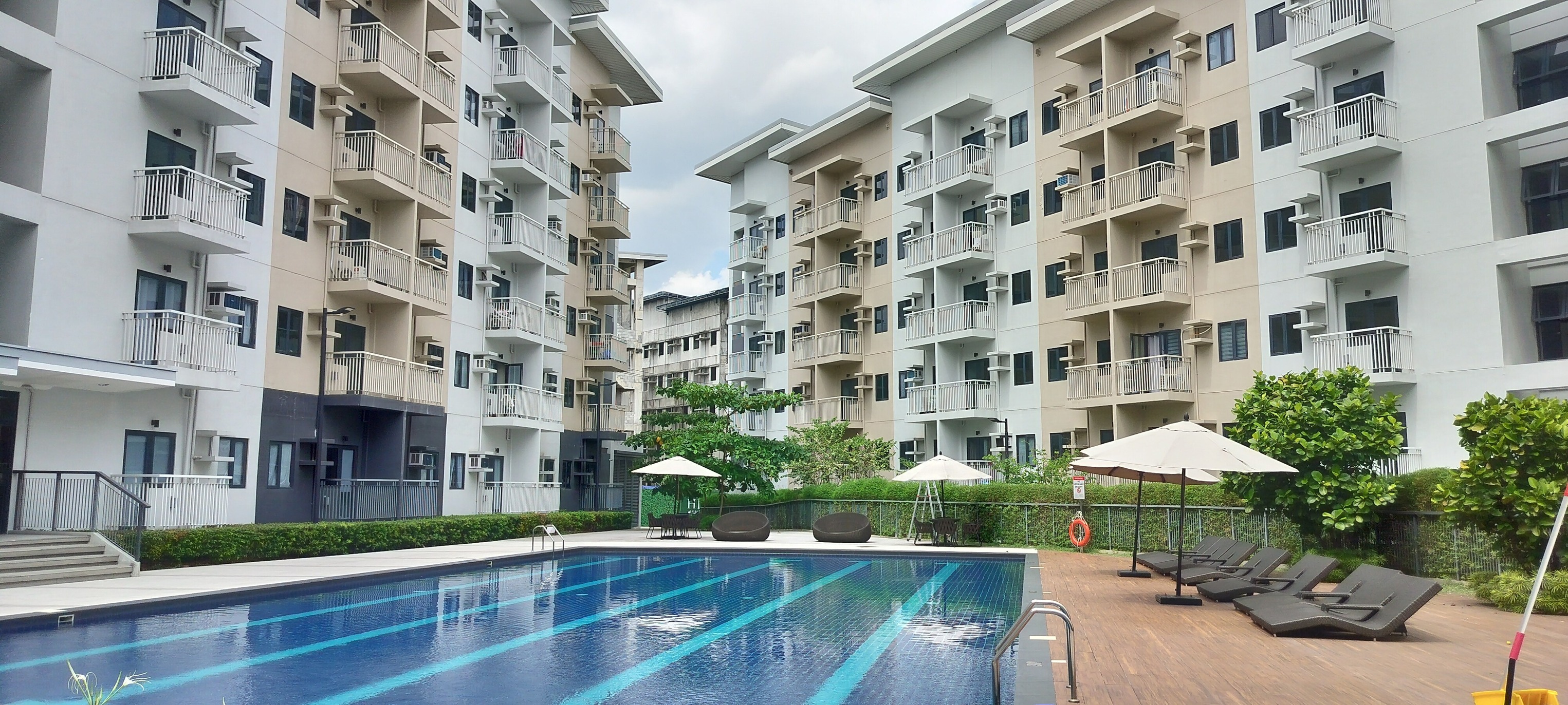 Flexi Suite End South - Hill residences Phase 2