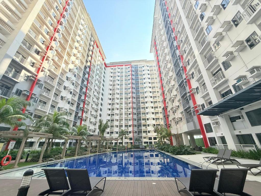 2 Bedroom End with Mezzanine & Balcony - Bloom Residences Phase 3