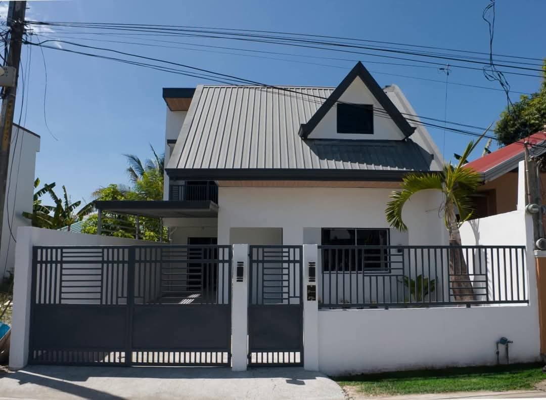 3 BEDROOMS HOUSE AND LOT FOR SALE 