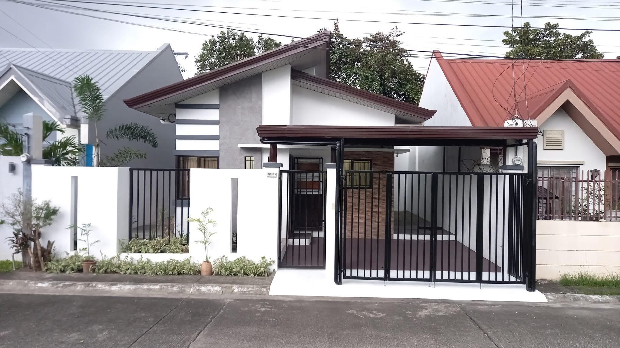 Preowned Bungalow House for Sale