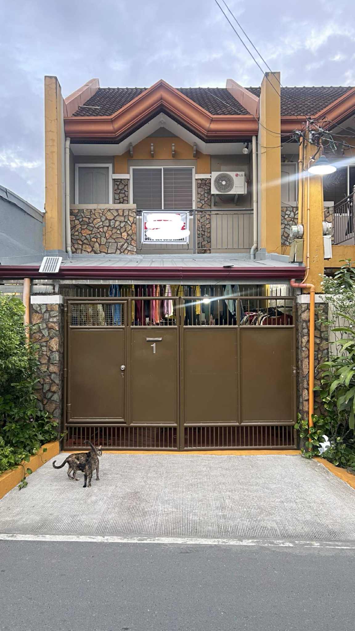 108 sqm Townhouse for Sale beside Clark, walking distance to Korean Town