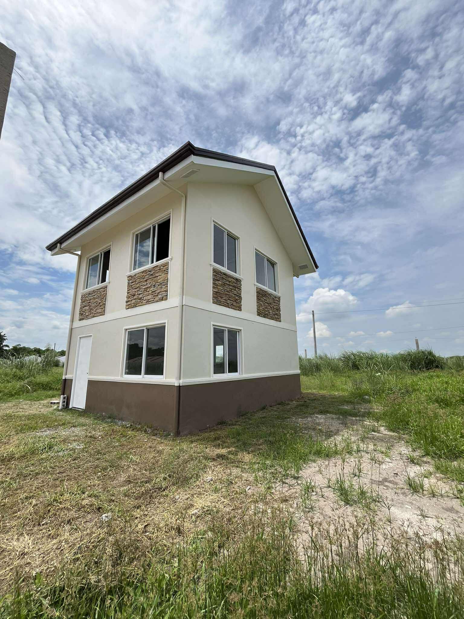  Carnation SA - White Plains Porac