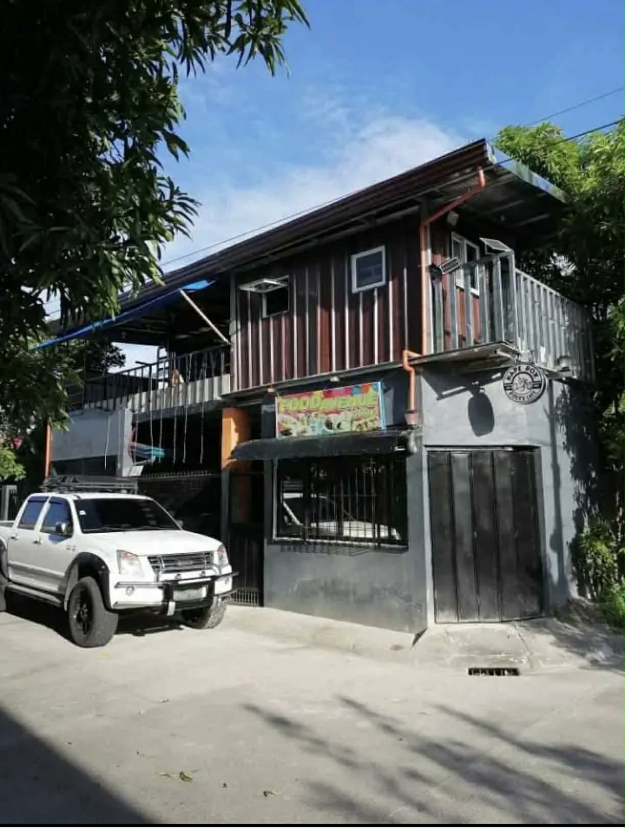 FOR SALE MODERN BUNGALOW HOUSE WITH BUSINESS SHOP