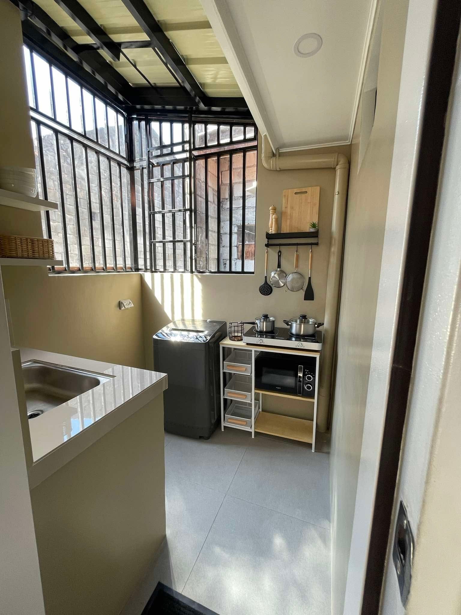 Townhouse Royale - Sameera Pampanga