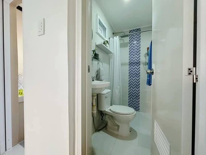 Townhouse Royale - Xevera Mabalacat