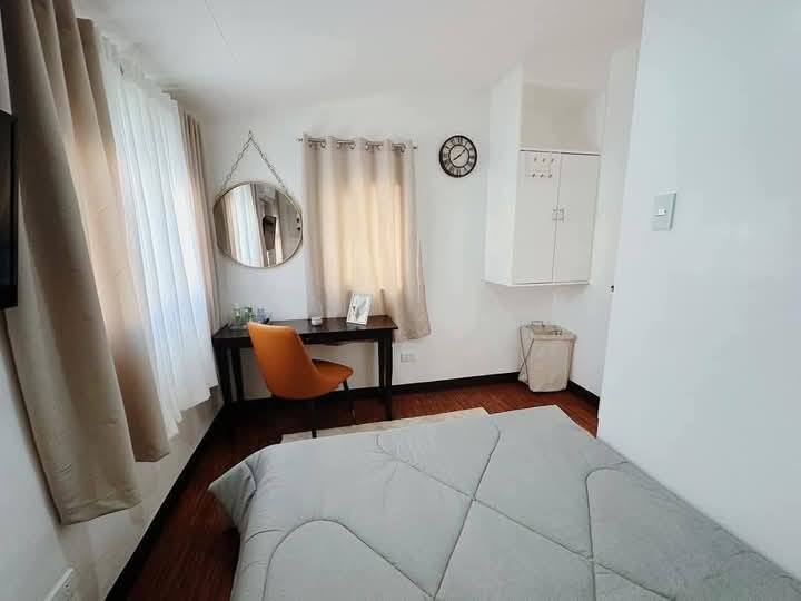Townhouse Royale - Xevera Mabalacat