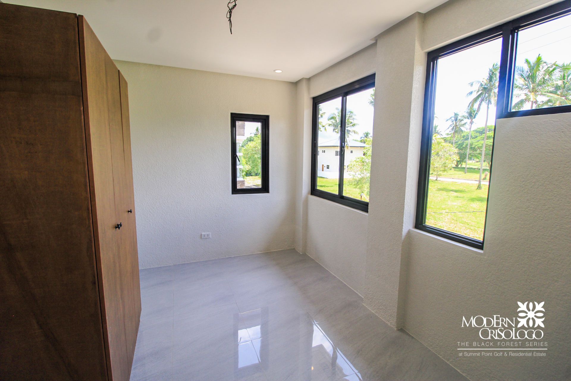 Frandel - Modern Crisologo at Summit Point Golf & Residential Estate