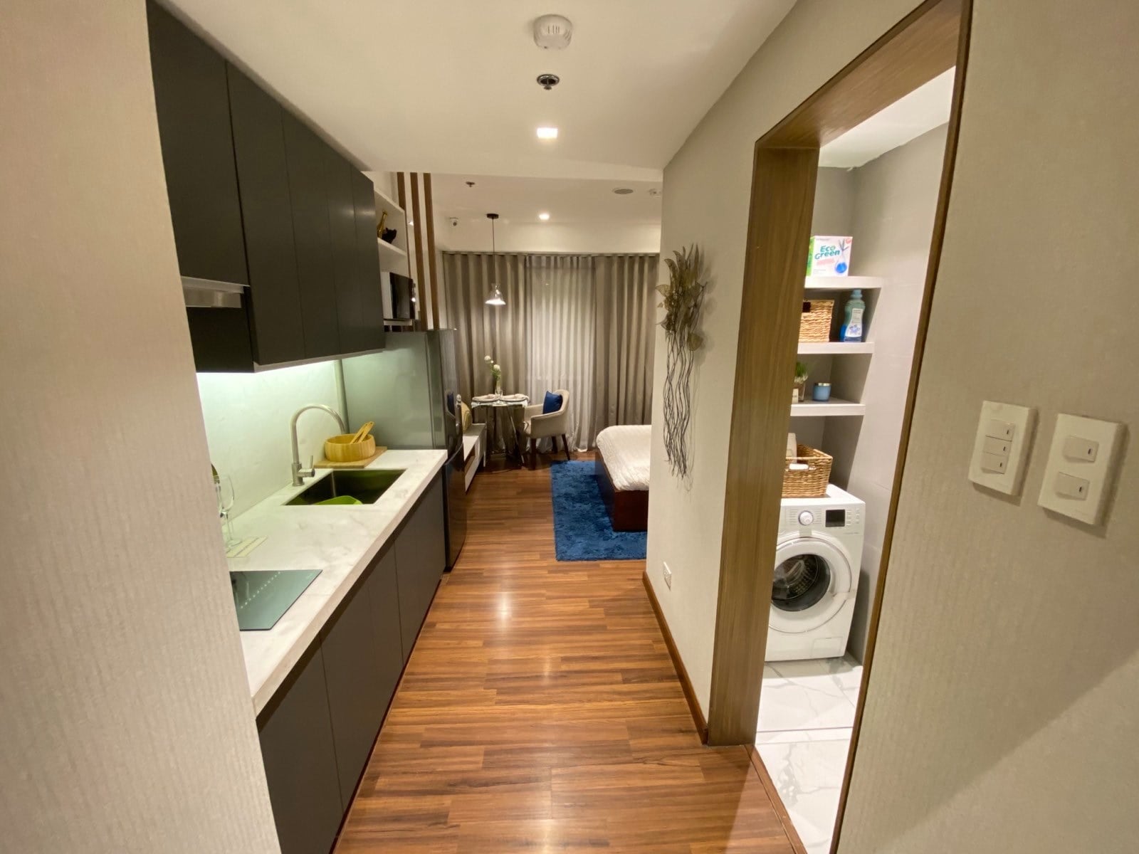 Studio - Empire East Highland City