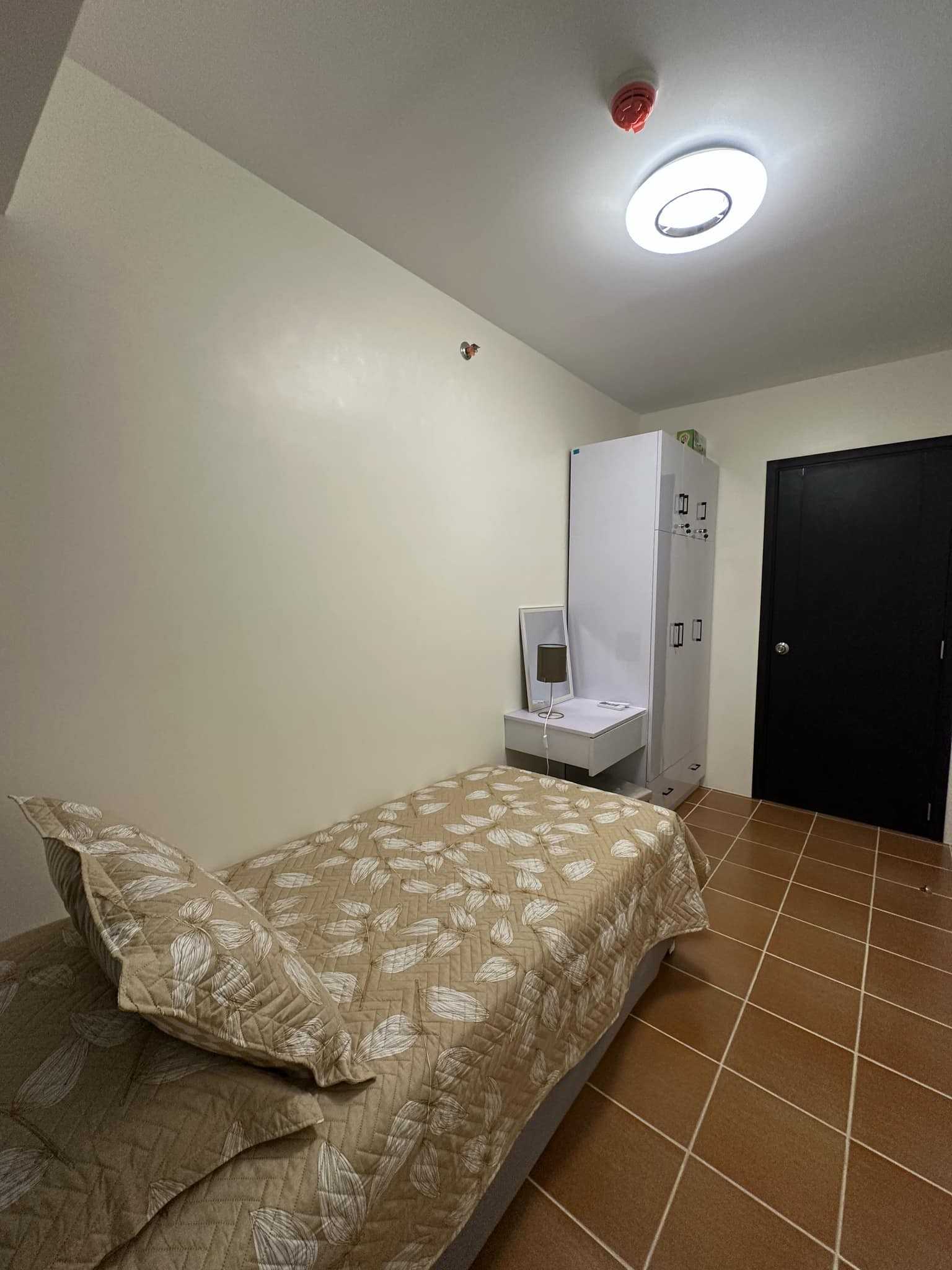 2 Bedroom With Balcony Tower 1 and 2 - Kasara Urban Resort Residences