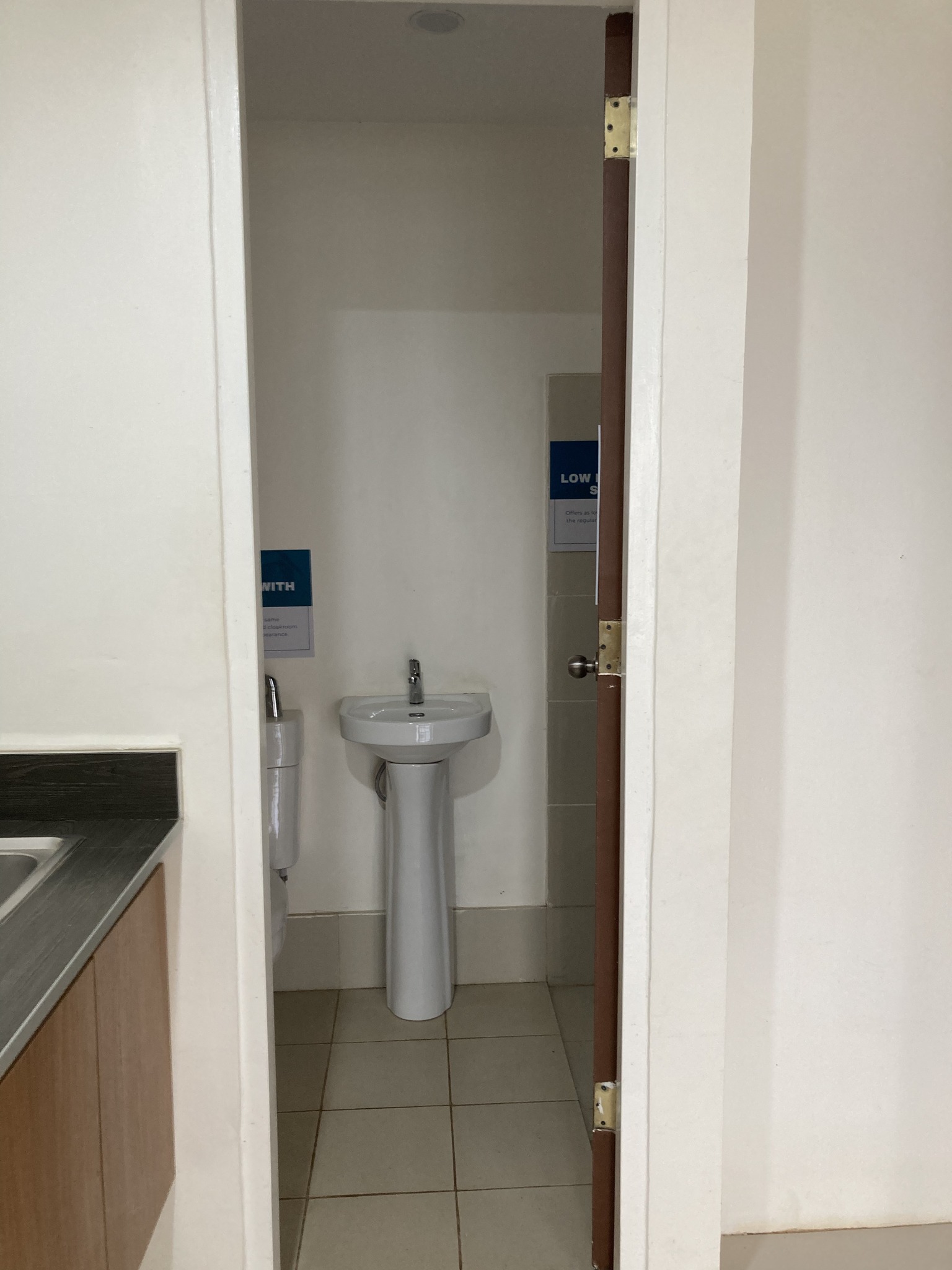 Townhouse End Unit - Ecoverde Homes Lipa