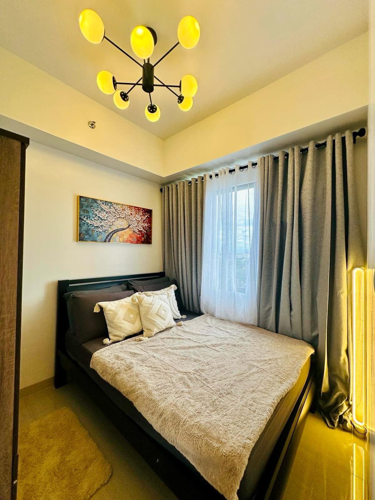 Studio End - Leaf Residences