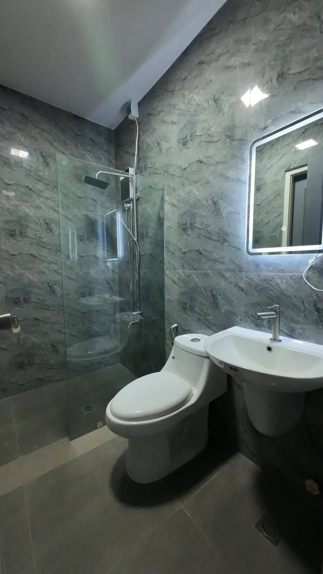 3 BEDROOMS HOUSE AND LOT FOR SALE 