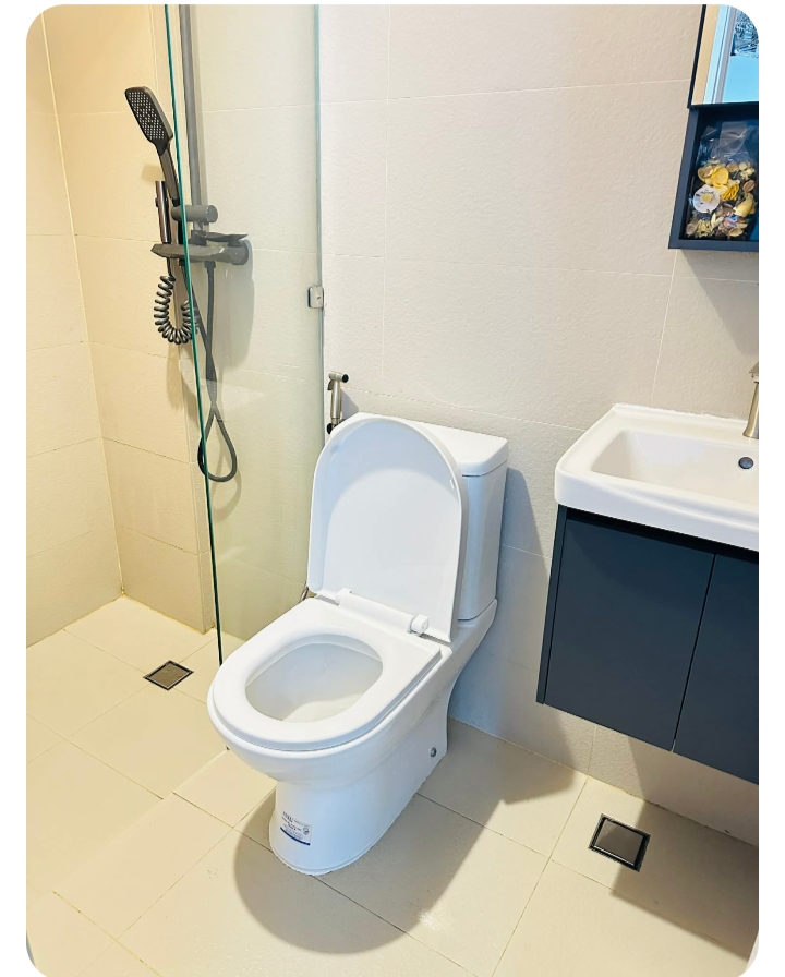 Clean Title  photo 6