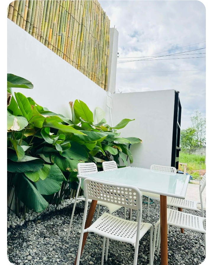 Clean Title  photo 8