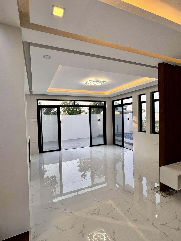 Brand New Modern Corner House with Pool in Beverly Place, San Fernando Pampanga photo 9