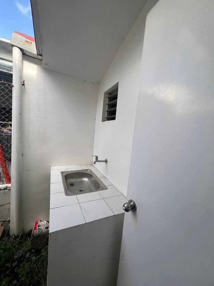Tangerine Inner Phase 2 - White Plains Porac photo 2