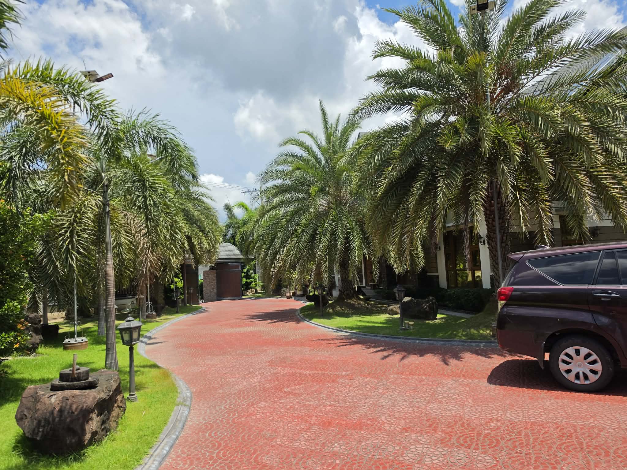 A Modern Asian-Tropical Bungalow Estate For  Sale‼️ photo 5