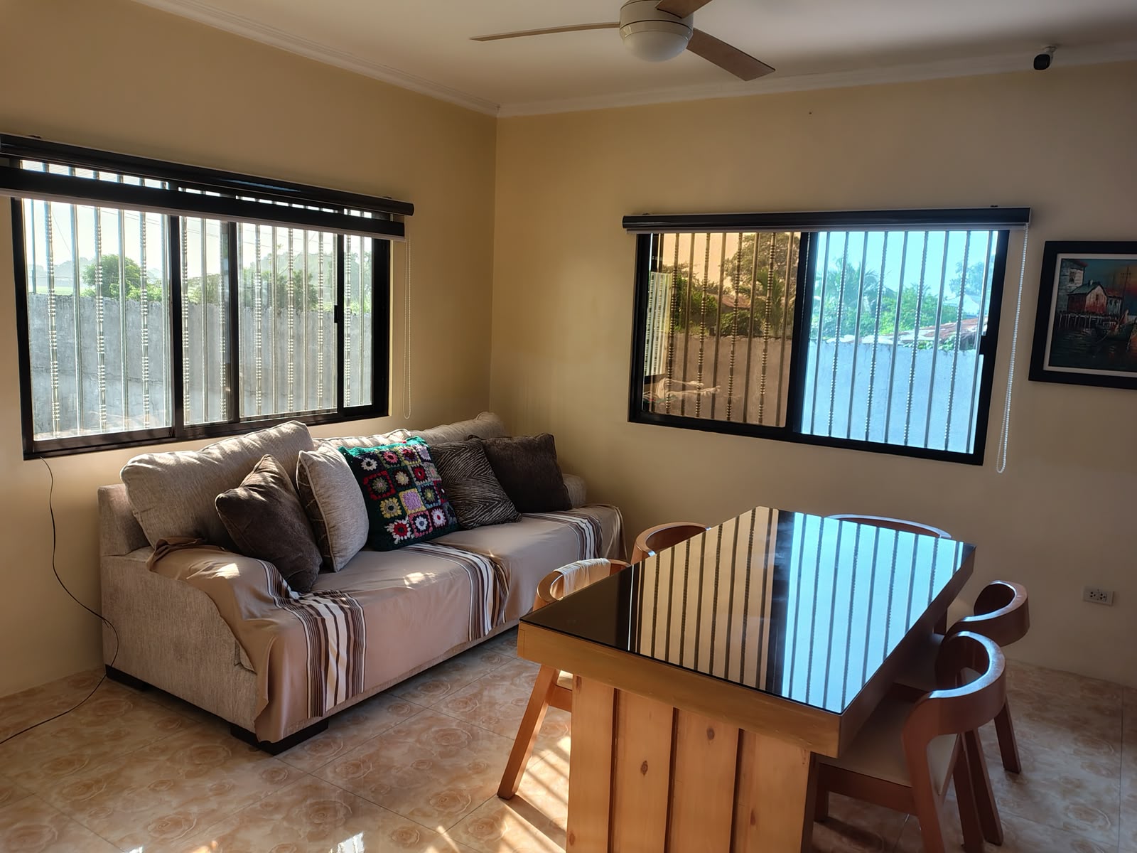 FOR SALE HUGE & SPACIOUS BUNGALOW HOUSE IN MAGALANG PAMPANGA  photo 7