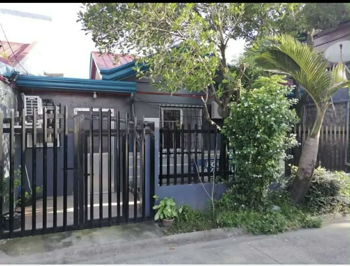 FOR SALE MODERN BUNGALOW HOUSE WITH BUSINESS SHOP photo 3