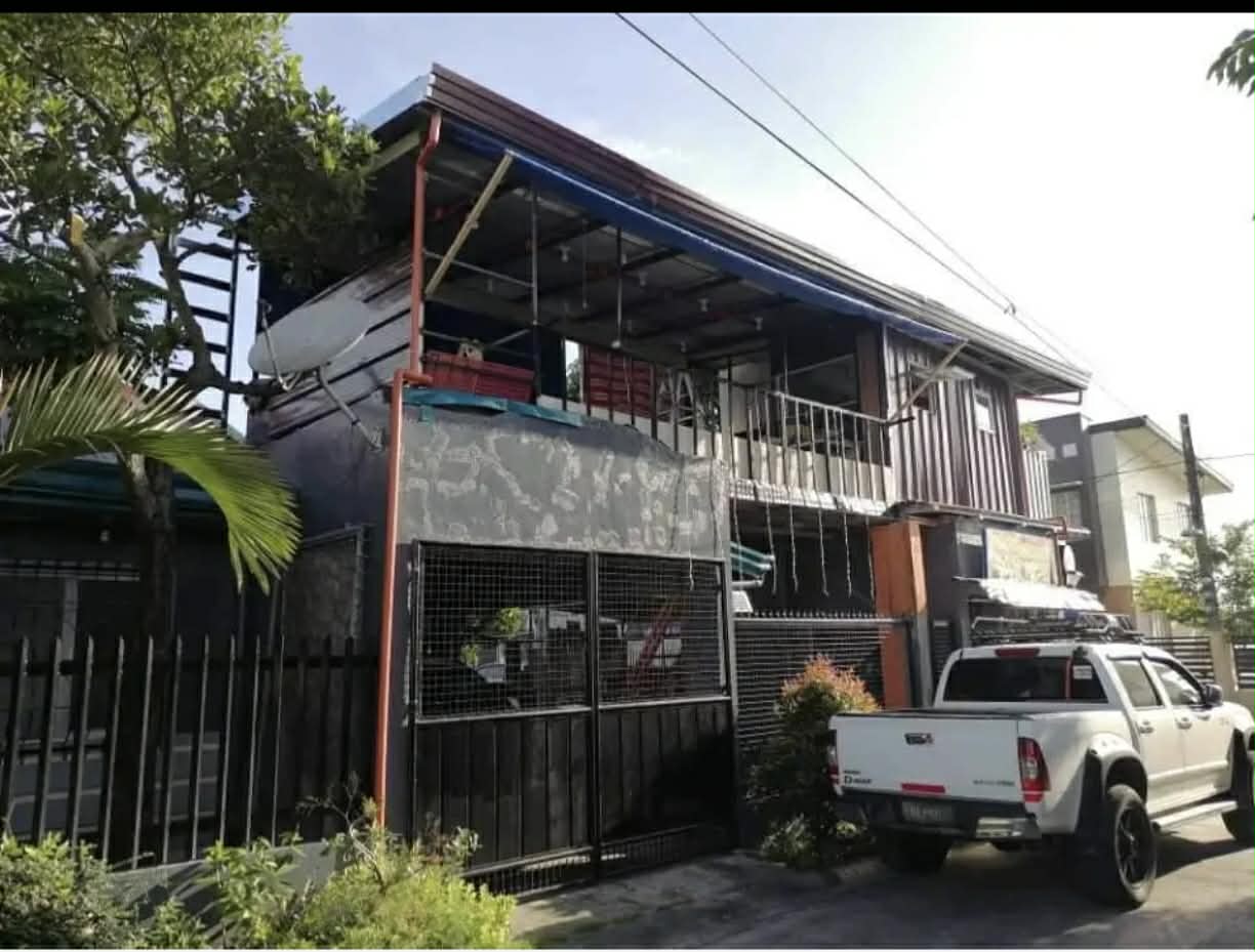 FOR SALE MODERN BUNGALOW HOUSE WITH BUSINESS SHOP photo 4