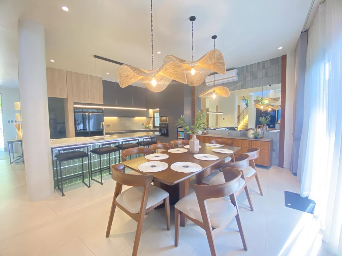 Corner Unit House with Swimming Pool for Sale in Marquee Place Subd.  photo 8