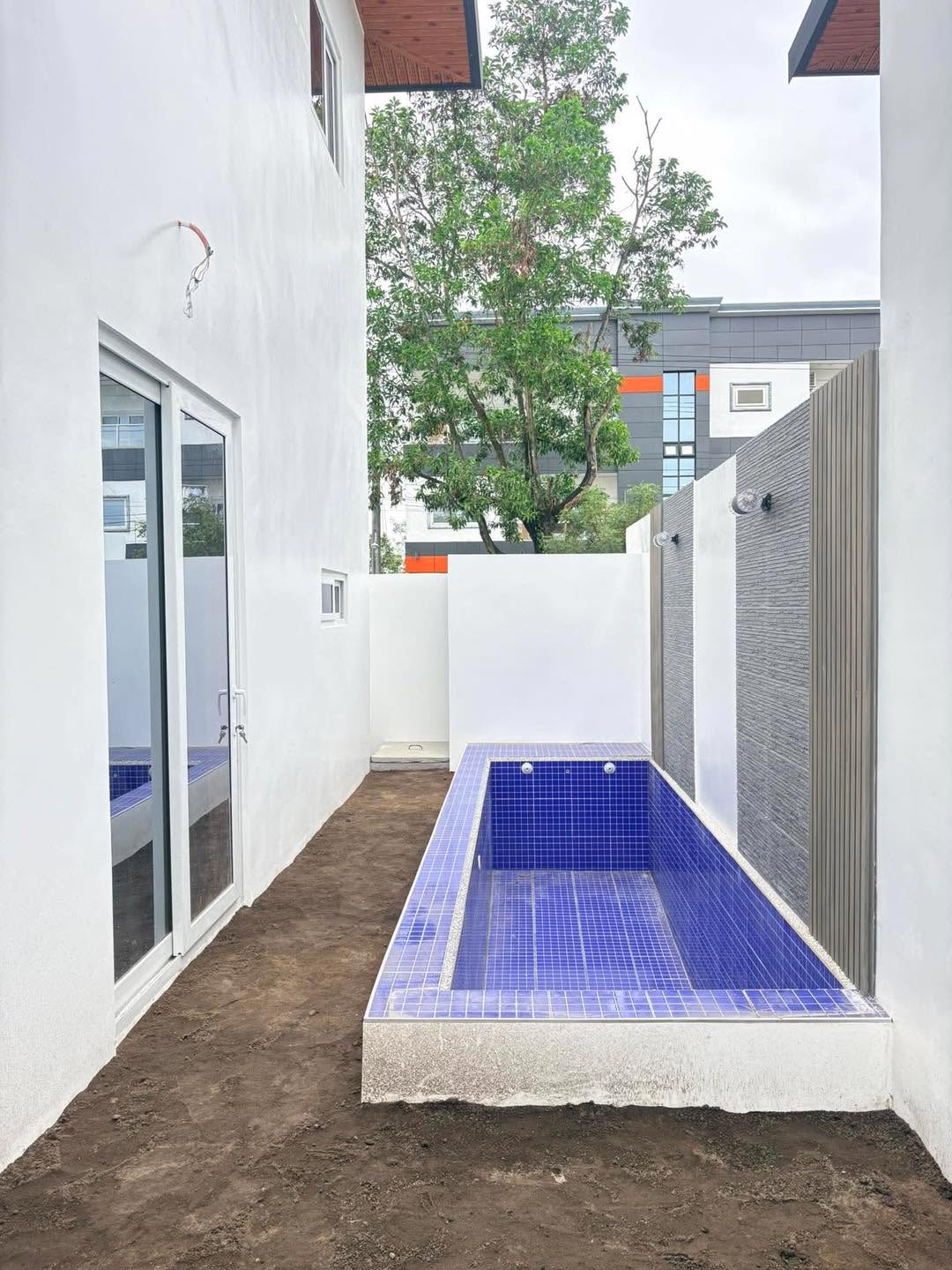 Brand New 4 Bedroom House with Pool  photo 10