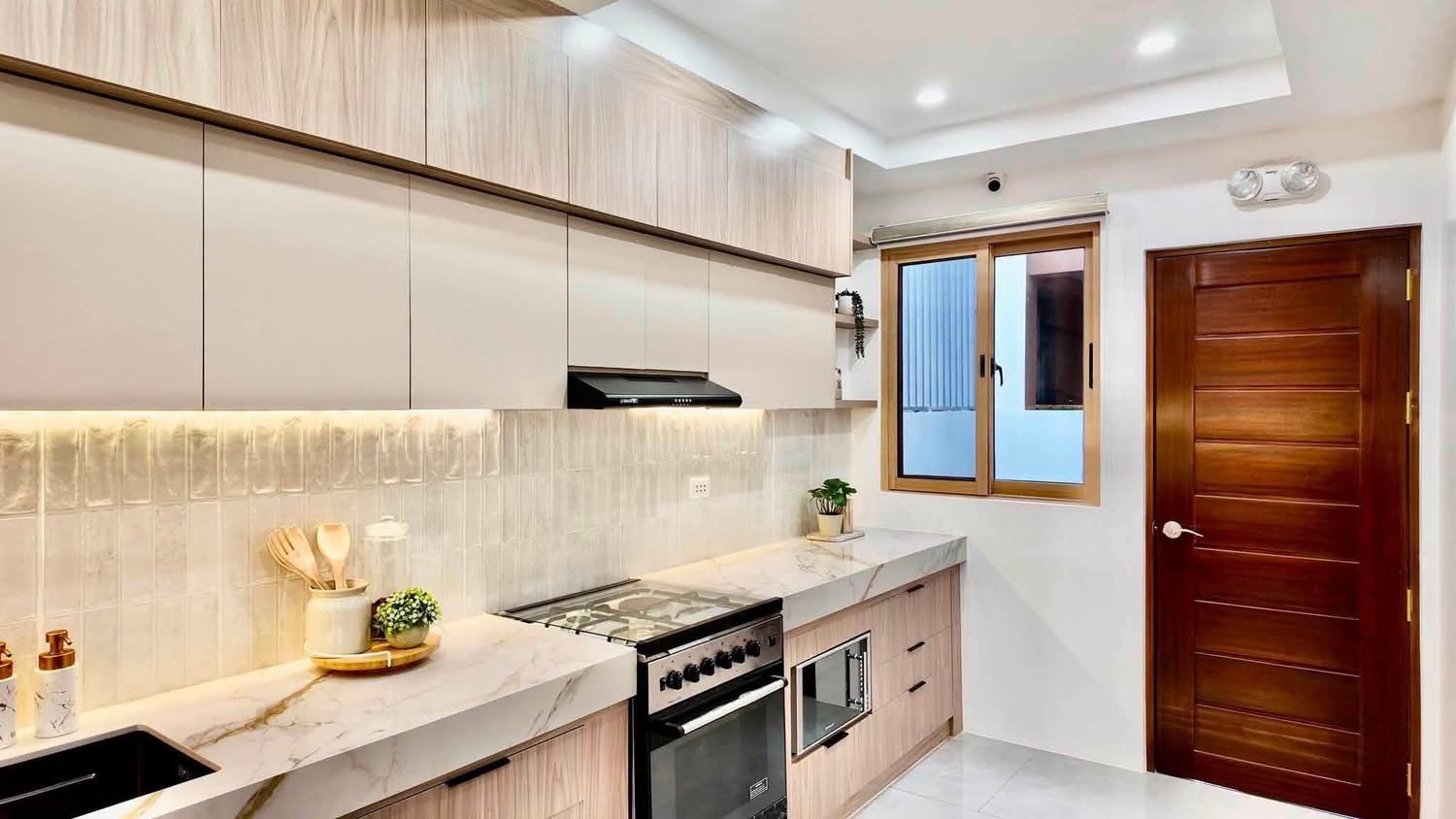5-Bedroom with Swimming pool Near Clark photo 9