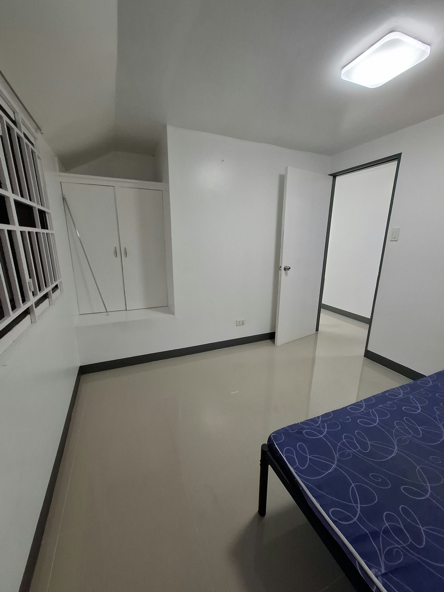 INCOME-GENERATING TOWNHOUSE UNITS FOR SALE photo 8